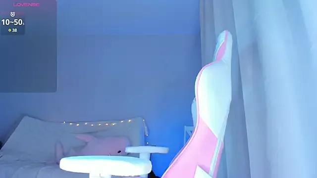 JennyWoody on StripChat 