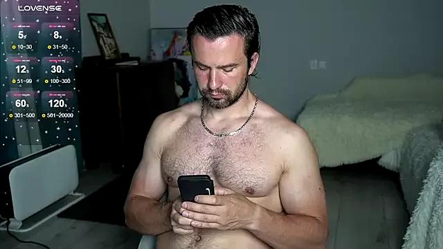 Jonathan___123 on StripChat
