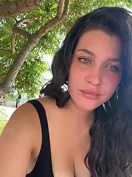 KikiWatson on StripChat 