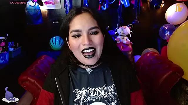 kureiji_hentaii on StripChat