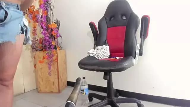 la_ratona_1 on StripChat