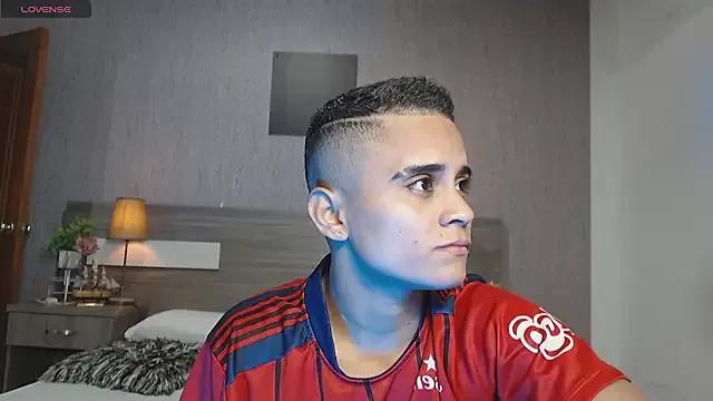 Liiamthompson on StripChat