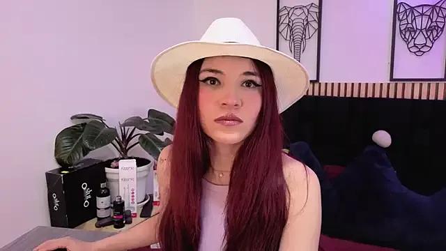 LILA_ELLIOT on StripChat 