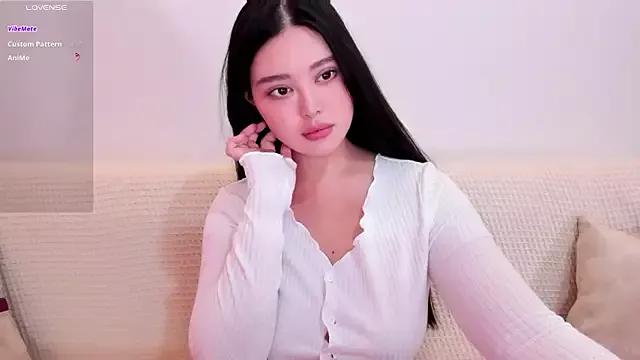 linbaelin on StripChat