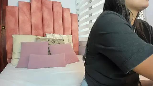 lou_rosse_ on StripChat