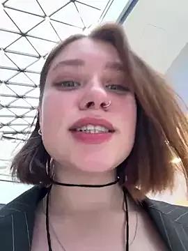 lucy-joy on StripChat