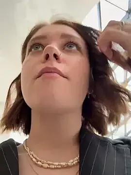 lucy-joy on StripChat