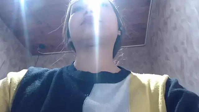 MadelineDoll on StripChat