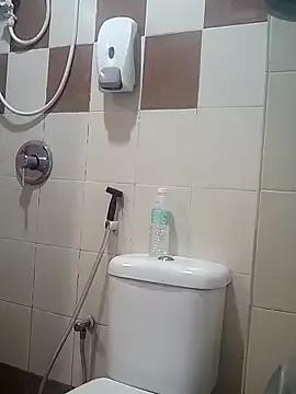 mamakarma1403 on StripChat