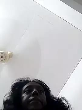 mamakarma1403 on StripChat