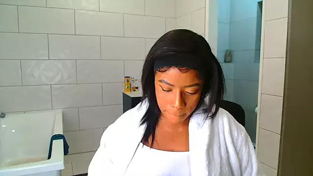 MILLA900 on StripChat 