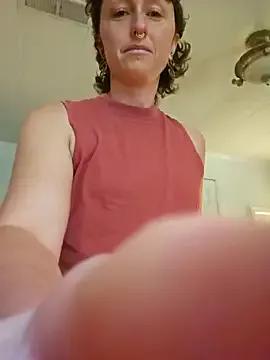 mossy_kiss on StripChat 