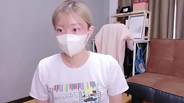 Nana__ch on StripChat