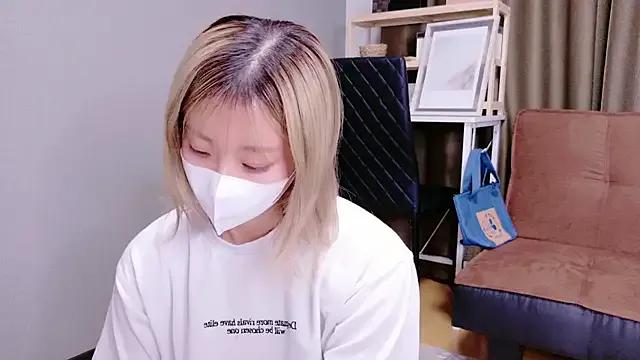 Nana__ch on StripChat