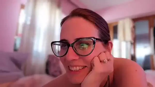 NataKitten on StripChat