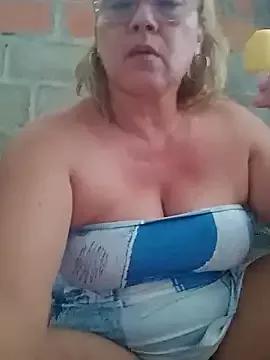 natally_ross21 on StripChat 