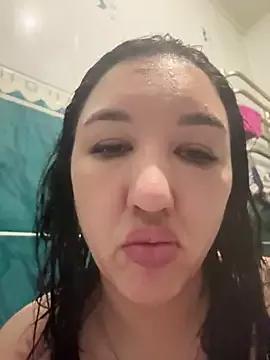 Naughtbaby_2025 on StripChat