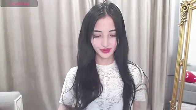 newfrommacau on StripChat