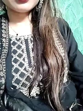 Noor_Darliing on StripChat