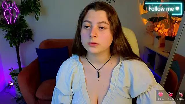 Queen_Michelle_ on StripChat 