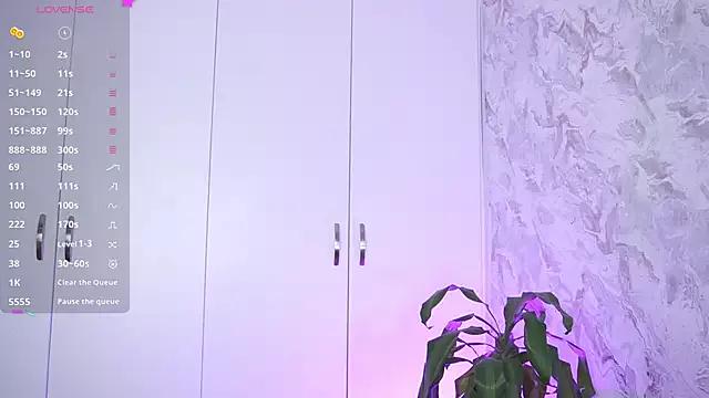 roselinedior on StripChat