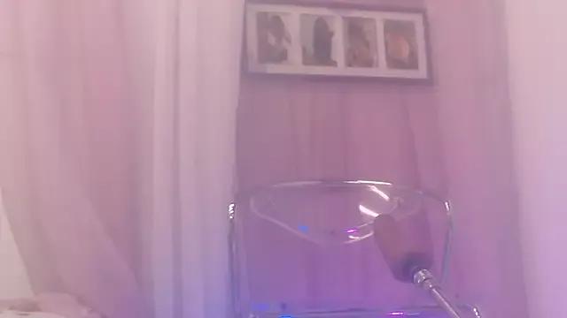 Rubidaniells on StripChat