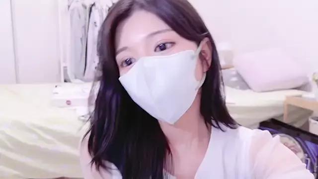 Runarunapi on StripChat