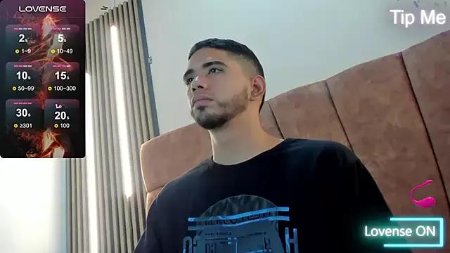 RYAN_PATERSON on StripChat