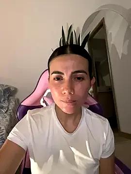 SaraOspinna on StripChat