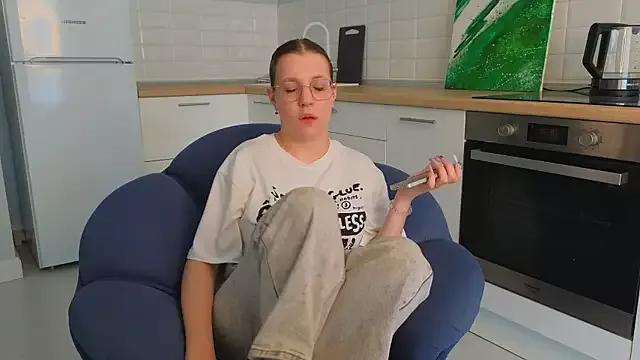 SetsukoHilse on StripChat