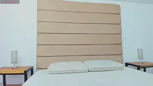 susan_elliot on StripChat