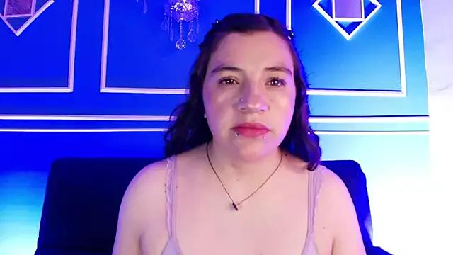 TaraTaylorr on StripChat 
