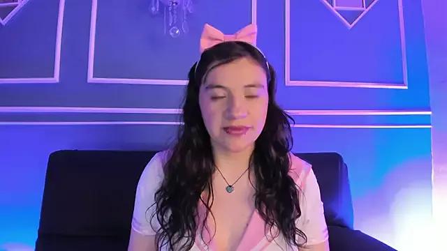 TaraTaylorr on StripChat 