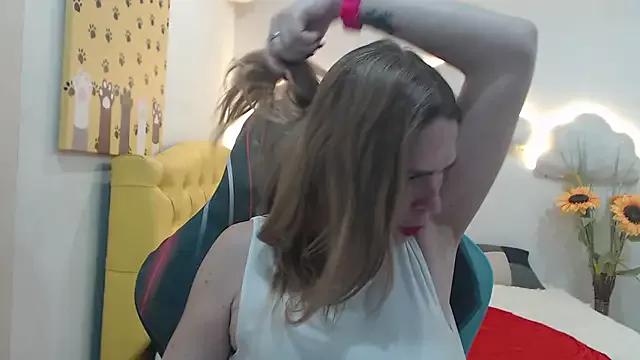 TessaDaybreak on StripChat 