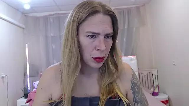 TessaDaybreak on StripChat 