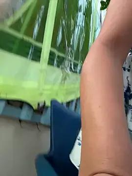 therealbeverlycious on StripChat