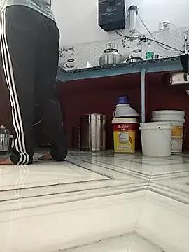 tmanana_ on StripChat