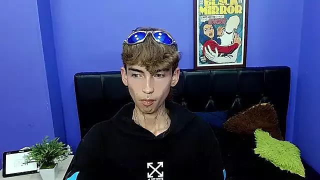 ttimy_x_boy on StripChat 