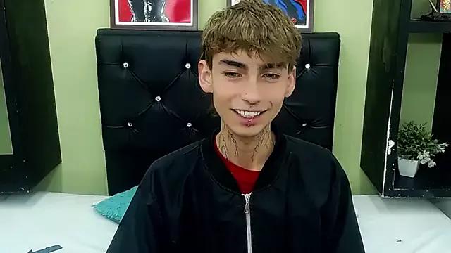 ttimy_x_boy on StripChat 