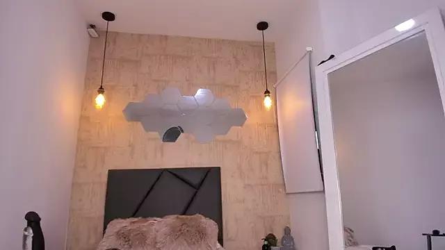 valentina-diiaz on StripChat