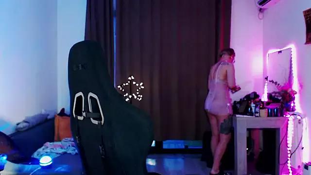 welliza on StripChat 